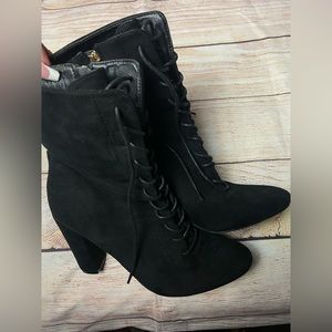 X2B Suede Black Boot Heels Lace up Size 8.5